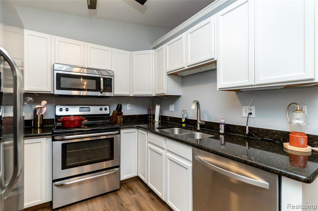 9414 Timber Ridge Drive, Grand Blanc, MI 48439 — Photo 21