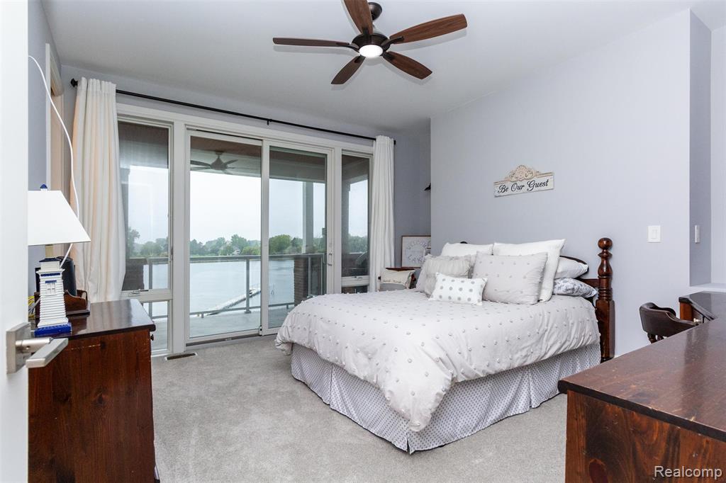 302 Tanview Drive, Oxford, MI, 48371