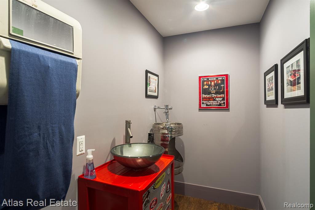 2716 LAKE GEORGE Road, Leonard, MI 48367 — Photo 96