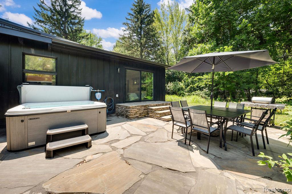 5831 Browntown Road, Sawyer, MI 49125 — Photo 29