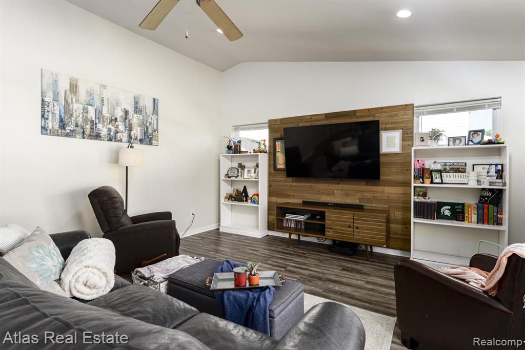 8582 Pinnebog River Drive, Fowlerville, MI 48836 — Photo 15