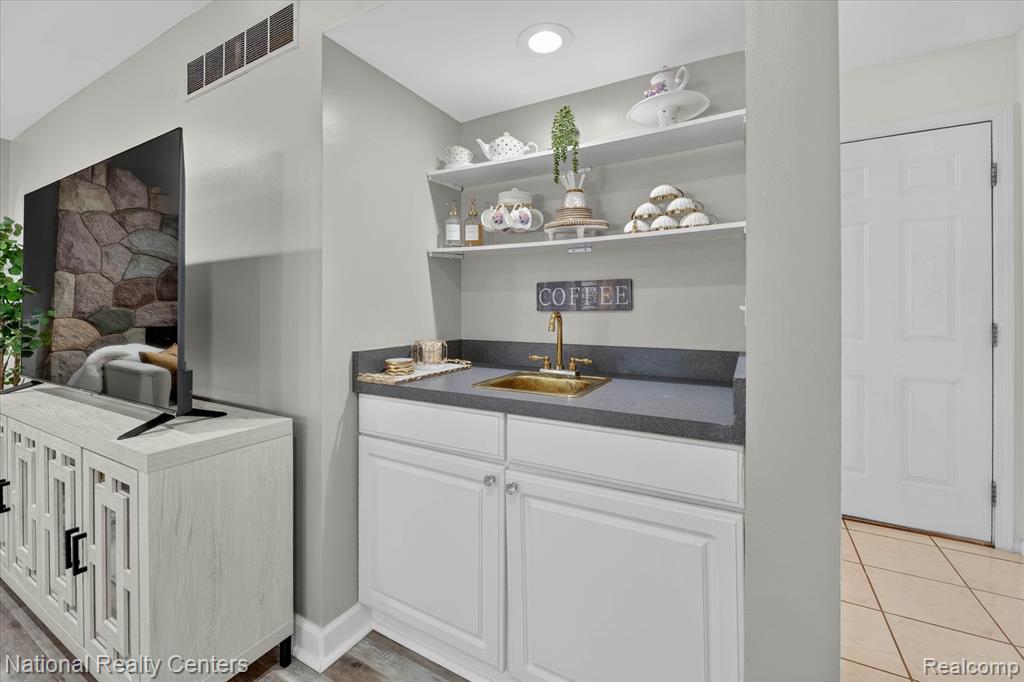 47222 Northgate Court, Canton, MI 48188 — Photo 23