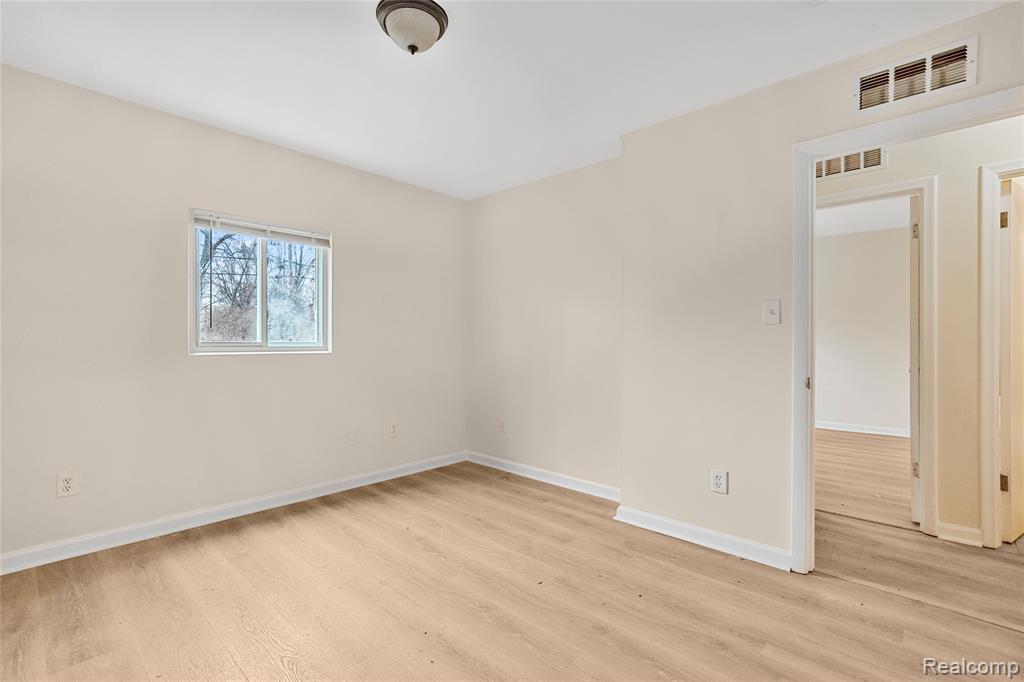 29982 Hazelwood Street, Inkster, MI 48141 — Photo 15