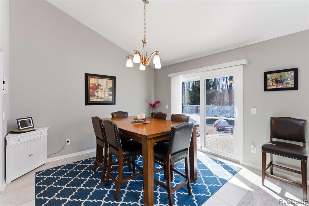 9140 Lakewood Drive, Whitmore Lake, MI 48189 — Photo 9