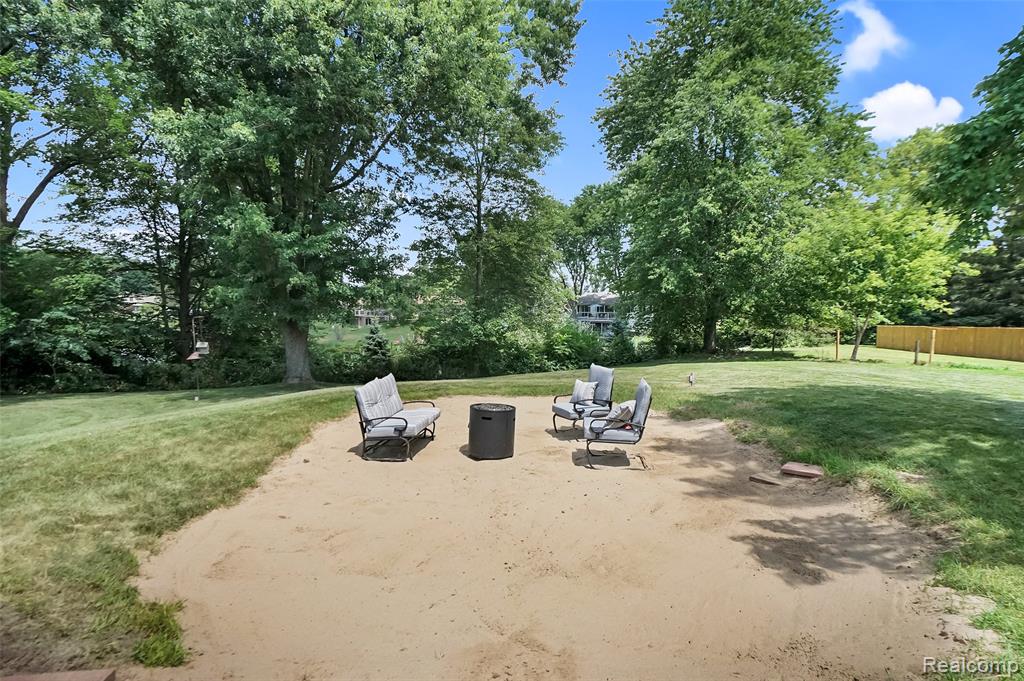 9851 Atwood Drive, South Lyon, MI 48178 — Photo 40