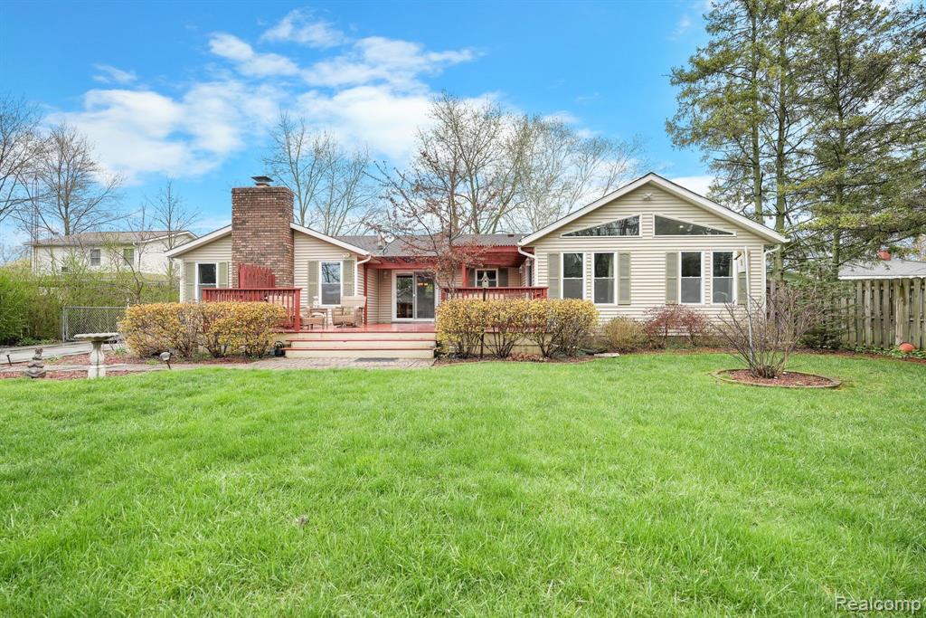 92 MICHIGAN Avenue, Marysville, MI 48040 — Photo 25