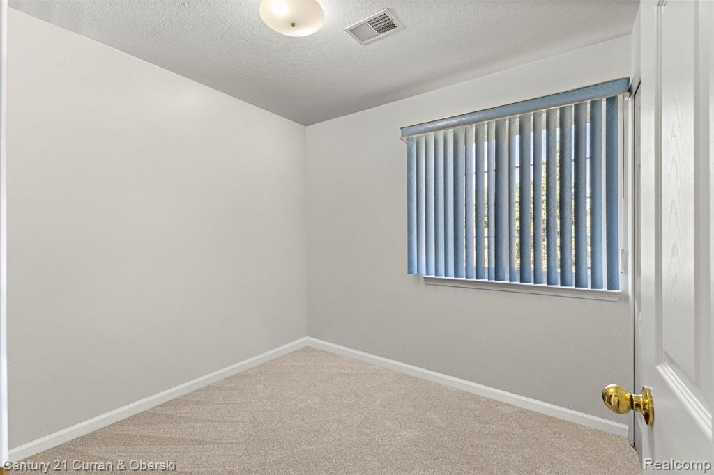 23311 Redman Court, 35, Trenton, MI 48183 — Photo 16