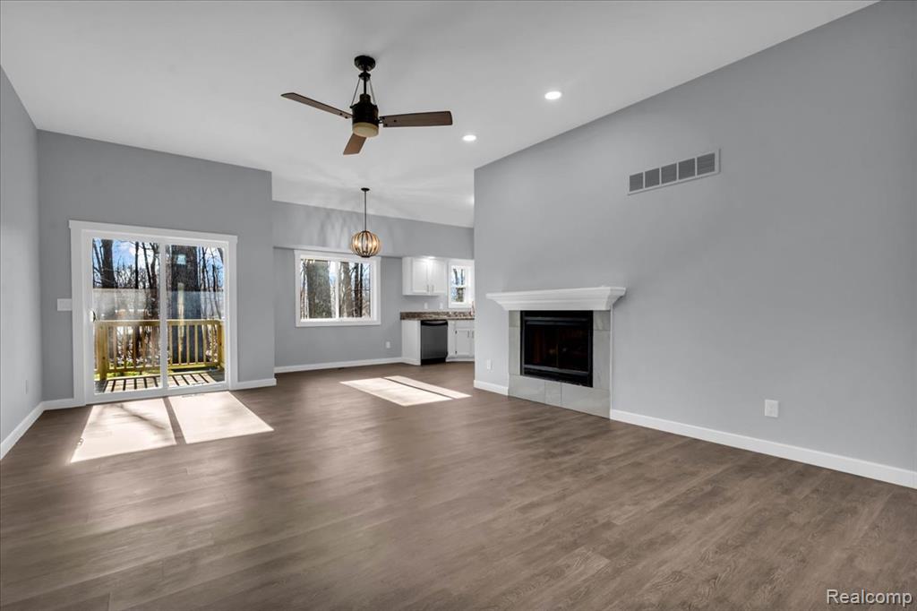 10557 Skeman Road, Brighton, MI 48114 — Photo 5