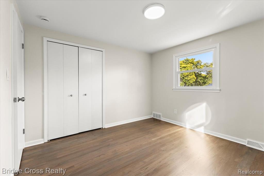 17537 Roseland Boulevard, Lathrup Village, MI 48076 — Photo 23