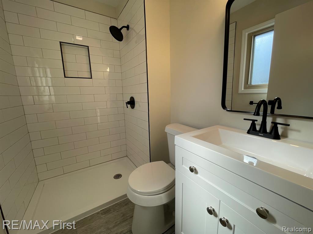 48065 Fuller Road, Chesterfield, MI — Photo 13