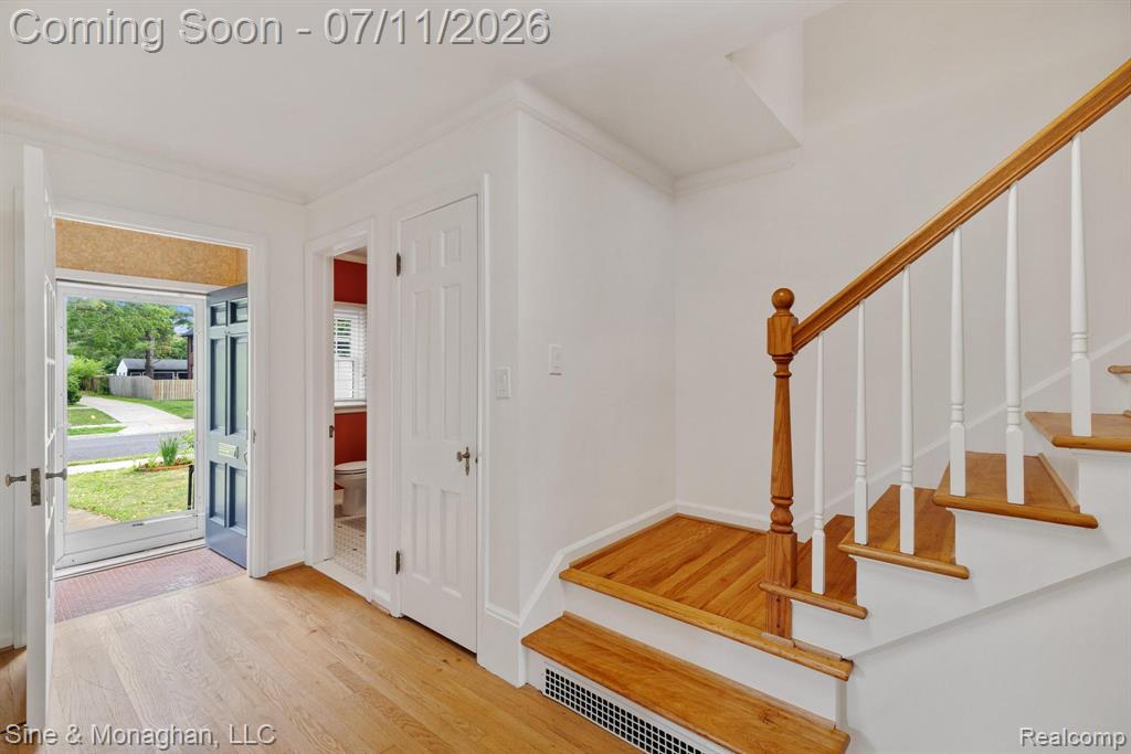 679 NEFF Road, Grosse Pointe, MI 48230 — Photo 20