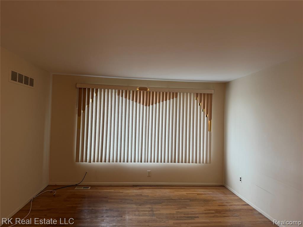 8237 Kennedy Circle, Warren, MI 48093 — Photo 6
