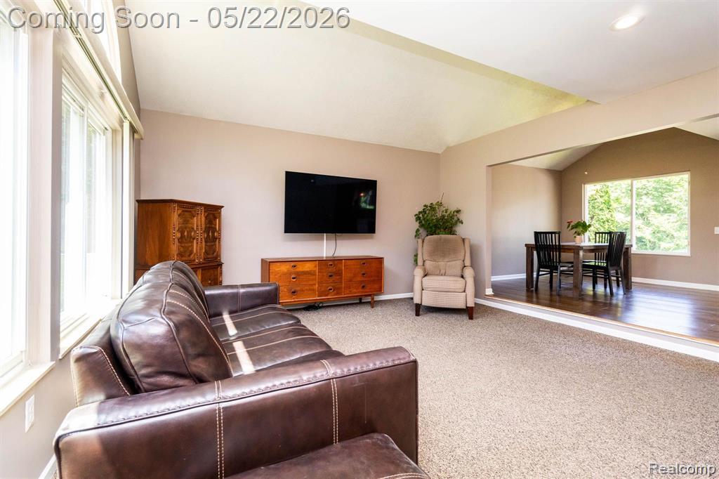 1398 BEAVERBROOK Drive, Holly, MI 48442 — Photo 19