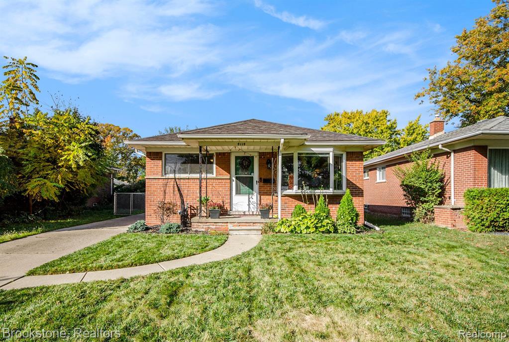 4114 LINCOLN Boulevard, Dearborn Heights, MI 48125 — front exterior