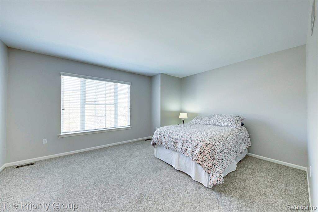 6083 Village Court, Clarkston, MI — Photo 52