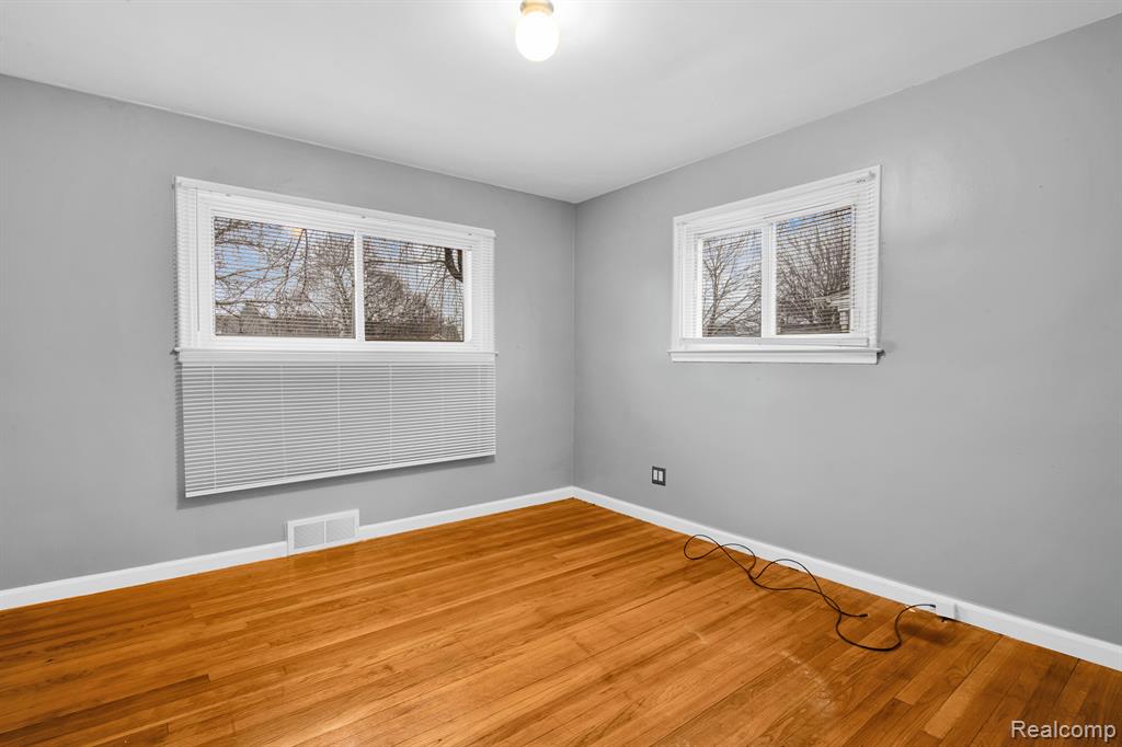 7530 MERRICK Street, Taylor, MI 48180 — Photo 13