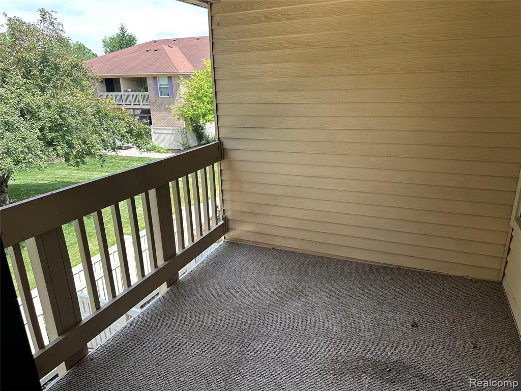 61290 Greenwood Drive, 94, South Lyon, MI 48178 — Photo 5