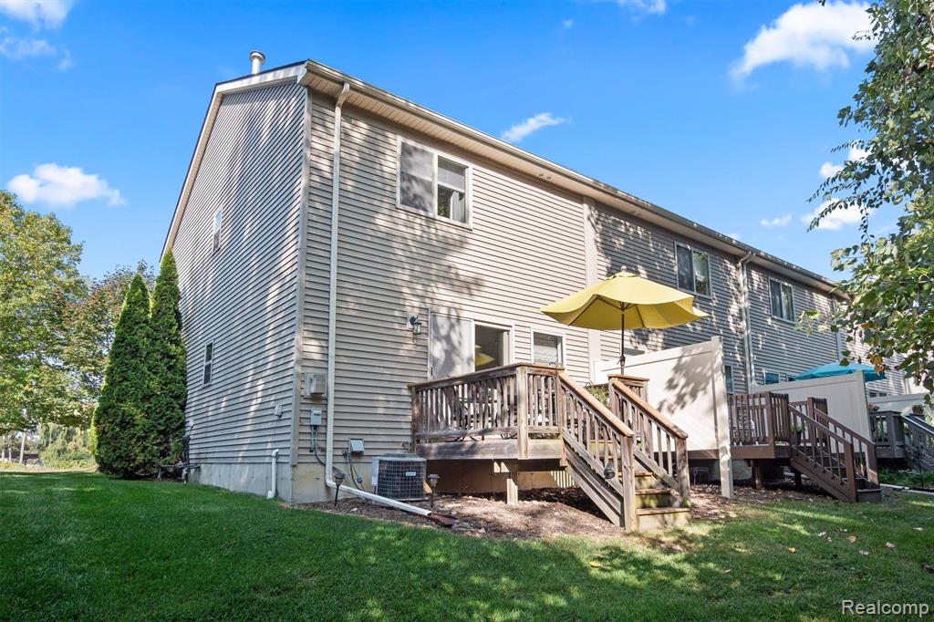 48 Millstone Drive, Waterford, MI 48328 — Photo 14