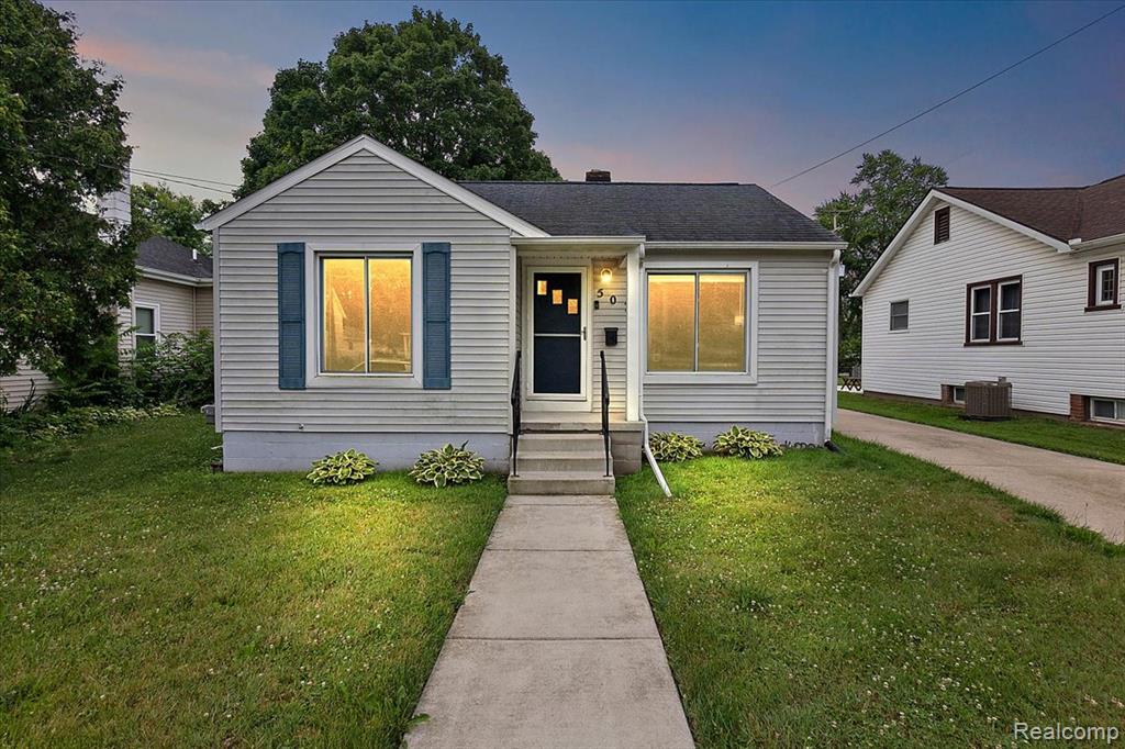 507 W Main Street, Durand, MI 48429 — front exterior