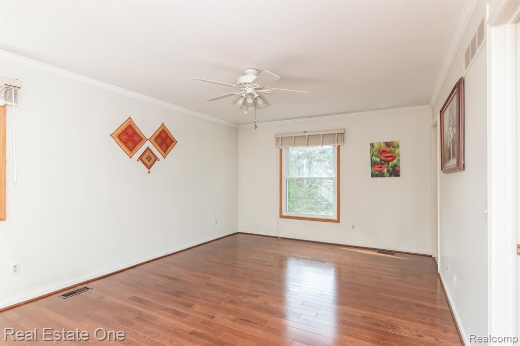 5201 CROWFOOT Drive, Troy, MI 48085 — Photo 43