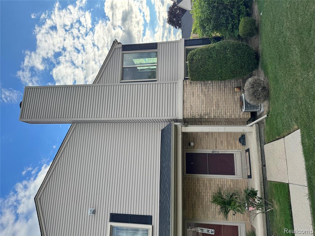 44613 Connecticut Court, Clinton Twp, MI 48038 — Photo 24