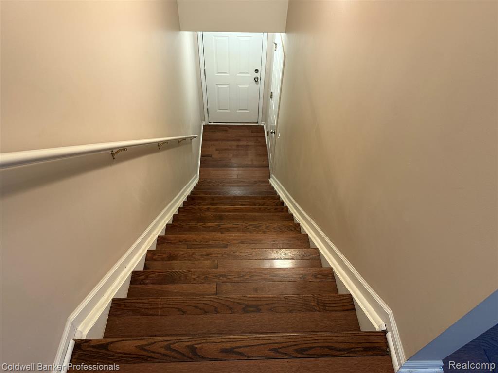39792 ROCKCREST CIR, Northville, MI — Photo 3