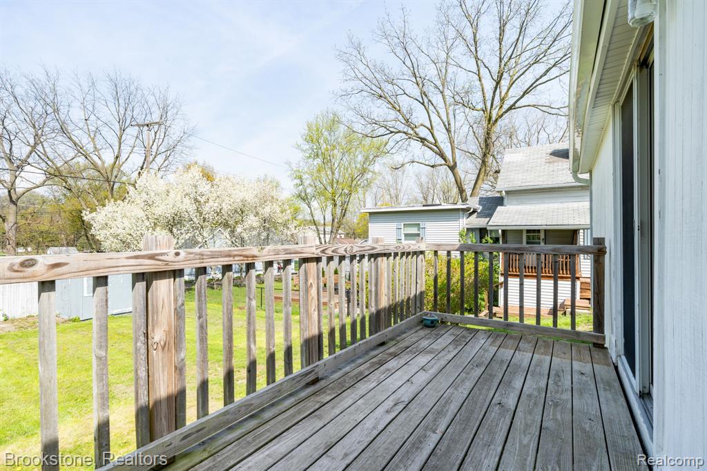101 Tebeau Court, Auburn Hills, MI 48326 — Photo 12