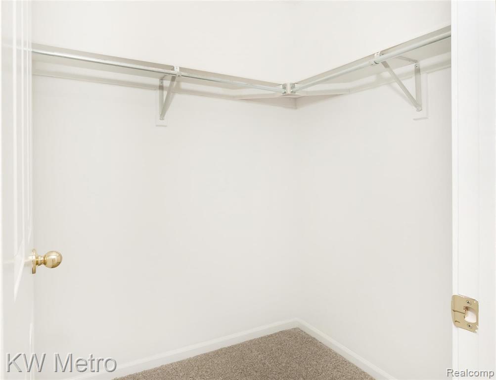 4121 Hampton Ridge Boulevard, Howell, MI 48843 — Photo 26