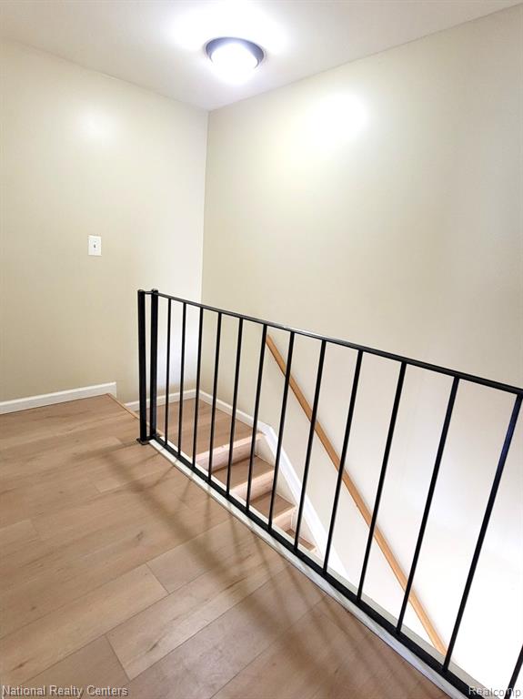 8831 Sunrise Drive, Sterling Heights, MI 48312 — Photo 11