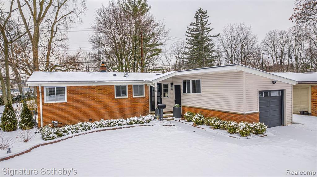 811 NORWICH Street, Birmingham, MI 48009 — front exterior