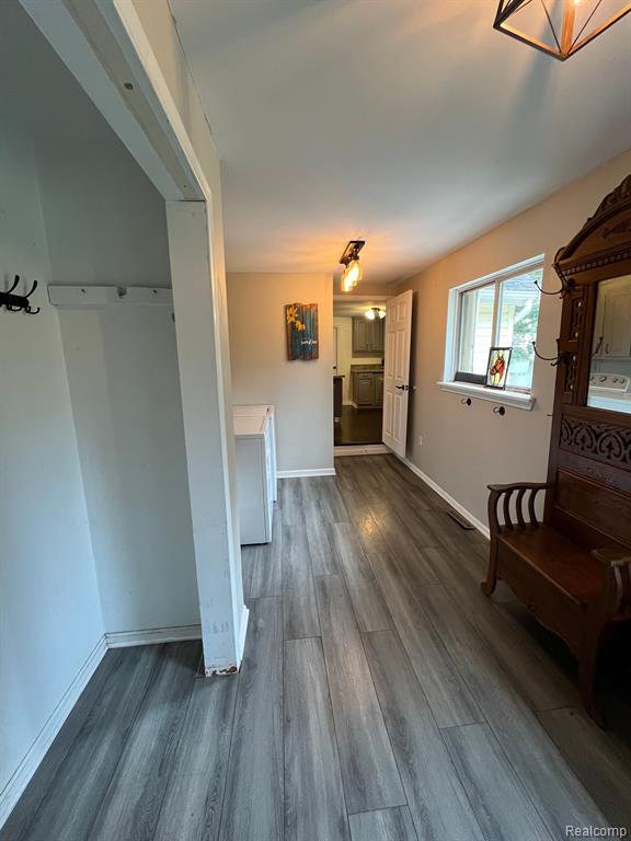 425 SCHOOLHOUSE Street, Ortonville, MI 48462 — Photo 45