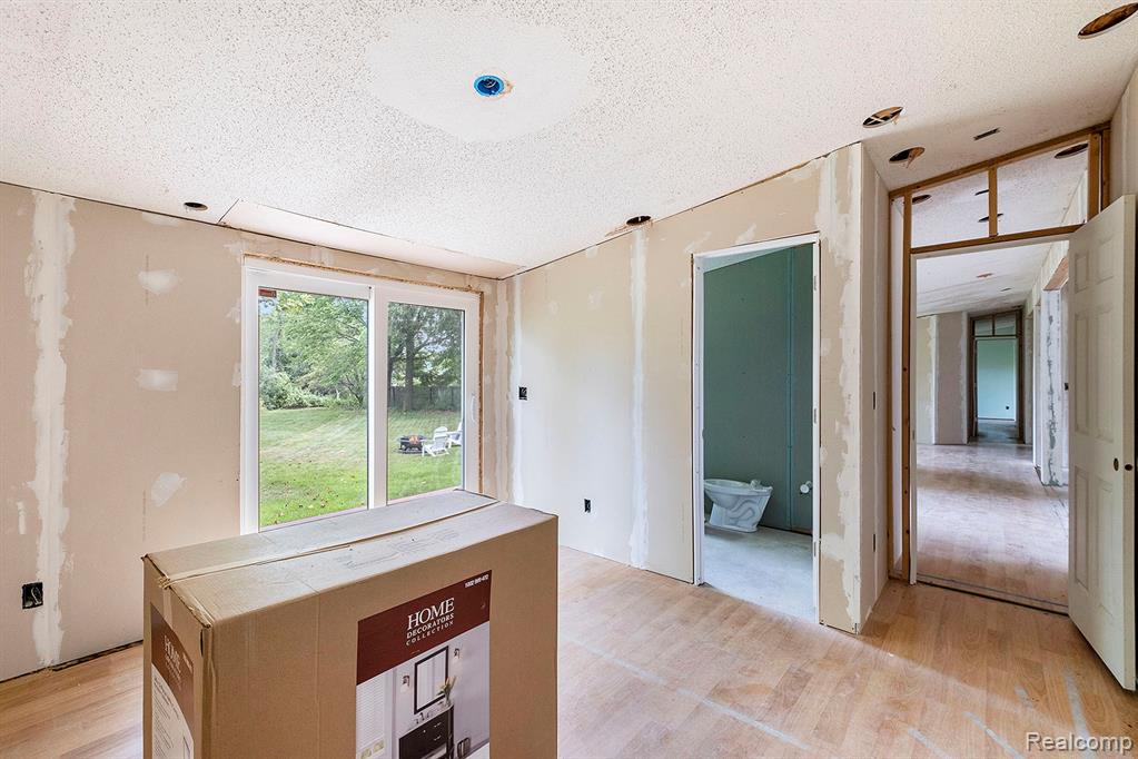 1015 Old Leake Court, Holly, MI 48442 — Photo 15