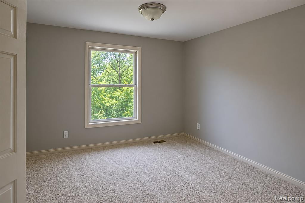 47721 GOFF Court, Canton, MI 48188 — Photo 11