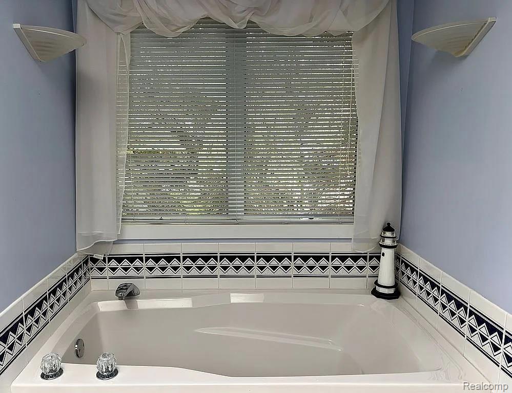 2592 Air Park Drive, Zeeland, MI 49464 — Photo 18