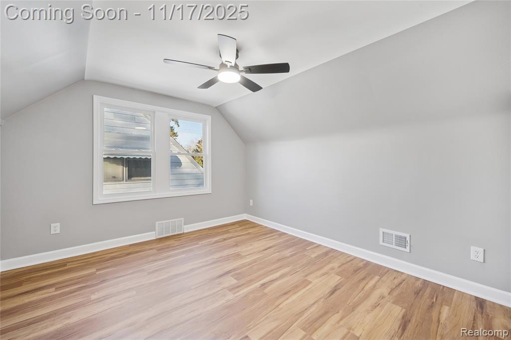 8100 Evergreen Avenue, Detroit, MI 48228 — Photo 20