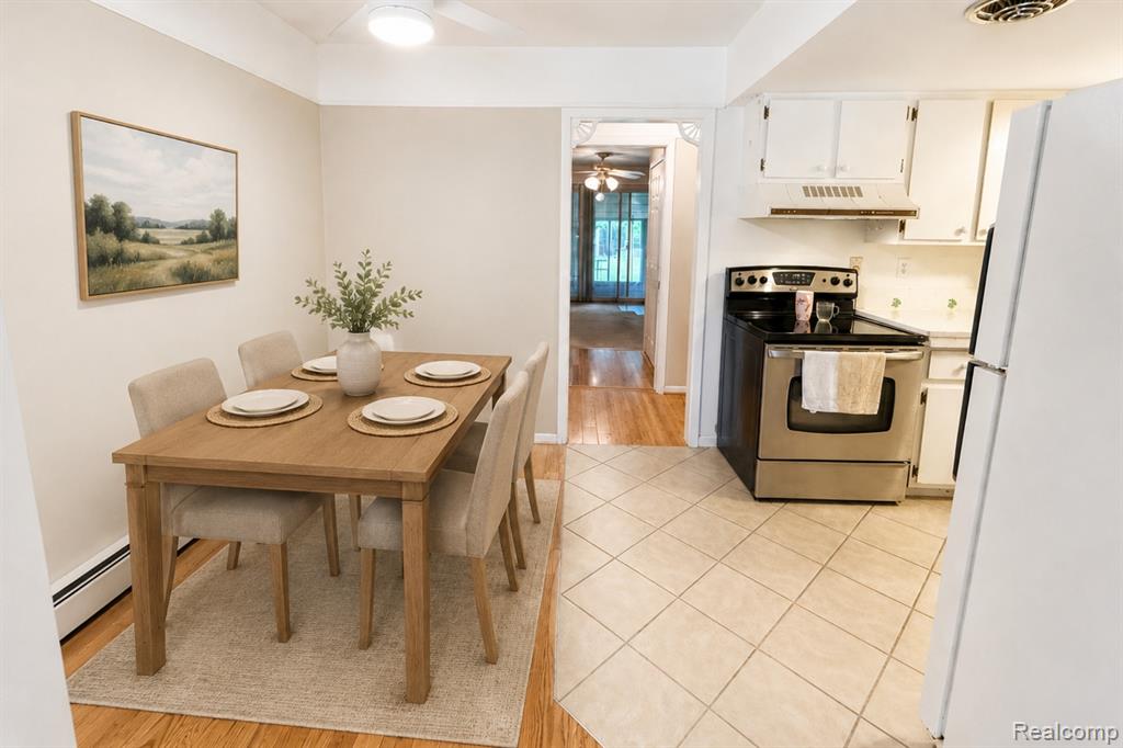 61227 Heritage, South Lyon, MI 48178 — Photo 5
