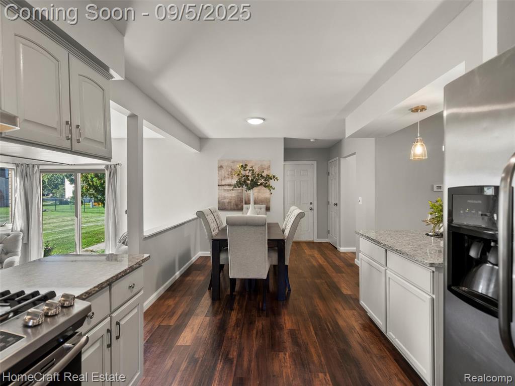 44661 JEFFREY Circle, Canton, MI 48187 — Photo 35