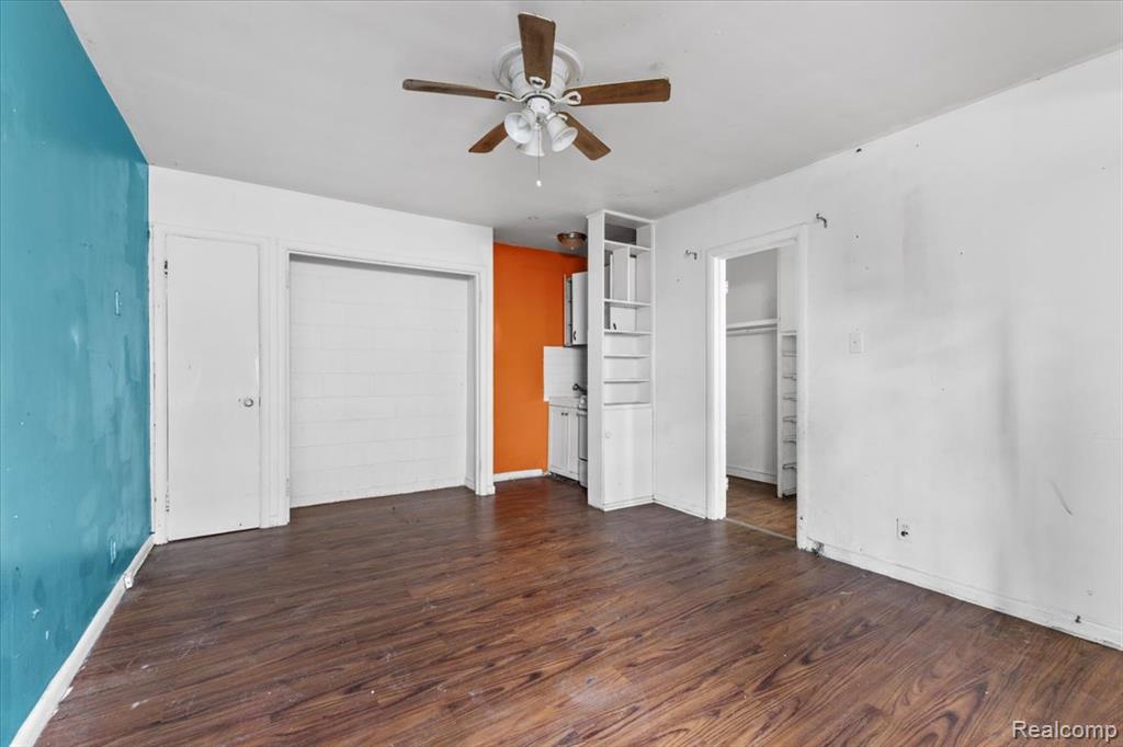 8225 Cadillac Avenue, Warren, MI 48089 — Photo 21