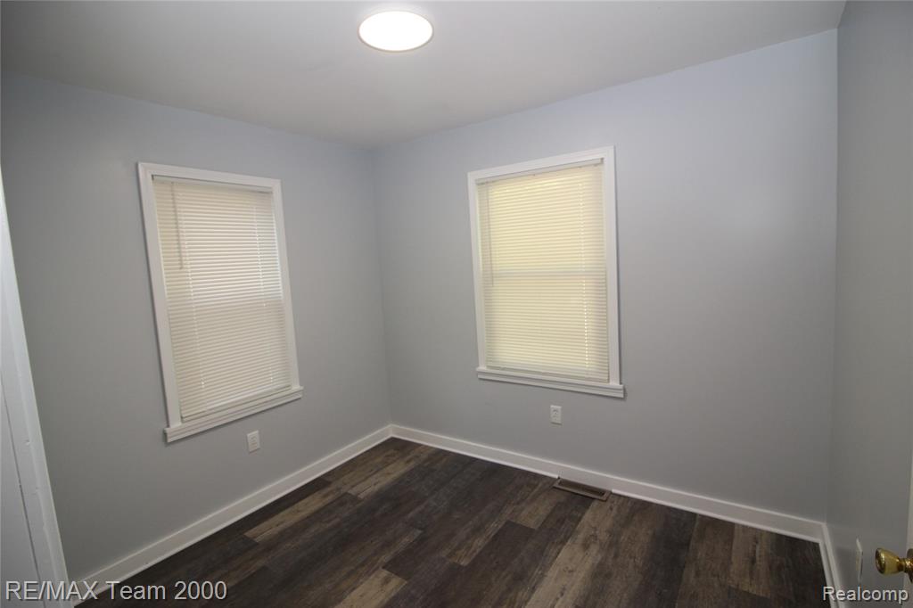 5847 WEDDEL Street, Taylor, MI — Photo 18