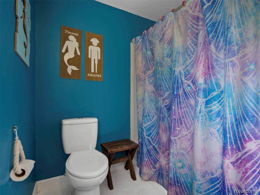 8497 Hickory Hill Drive, Grand Blanc, MI 48439 — Photo 29