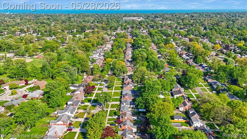 21252 Huntington Avenue, Harper Woods, MI 48225 — Photo 3
