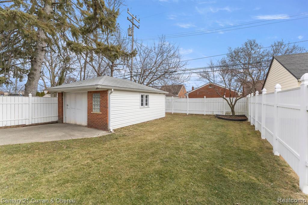 7229 WINONA Avenue, Allen Park, MI 48101 — Photo 39