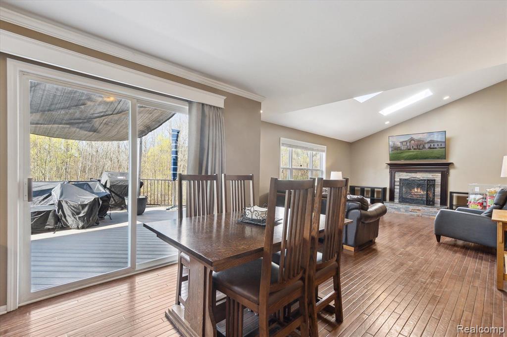 4045 FOREST EDGE Drive, Commerce Twp, MI 48382 — Photo 18