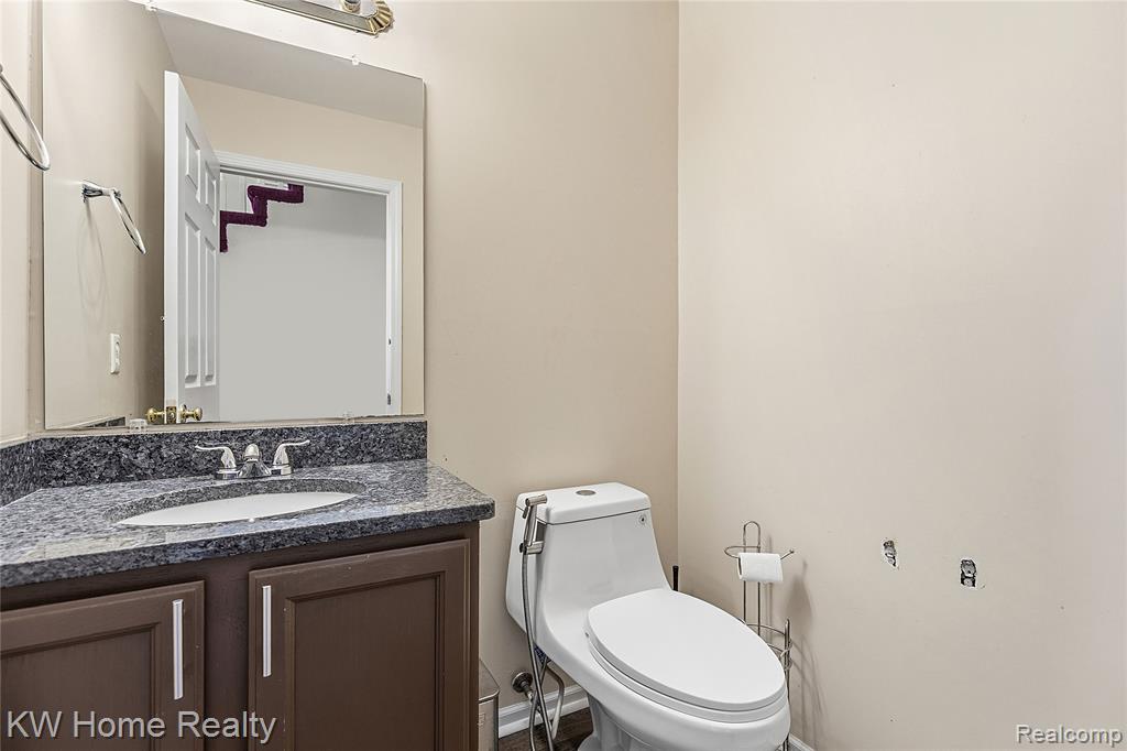 16102 Orchard Drive, Southgate, MI 48195 — Photo 18
