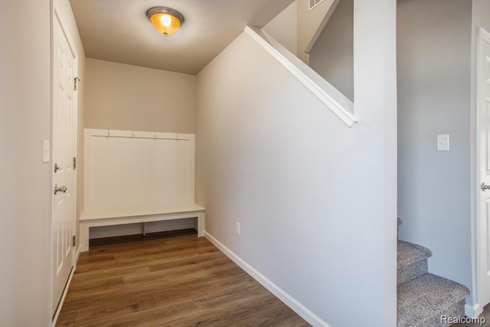 8165 Moonlight Creek Lane, Fowlerville, MI 48836 — Photo 10