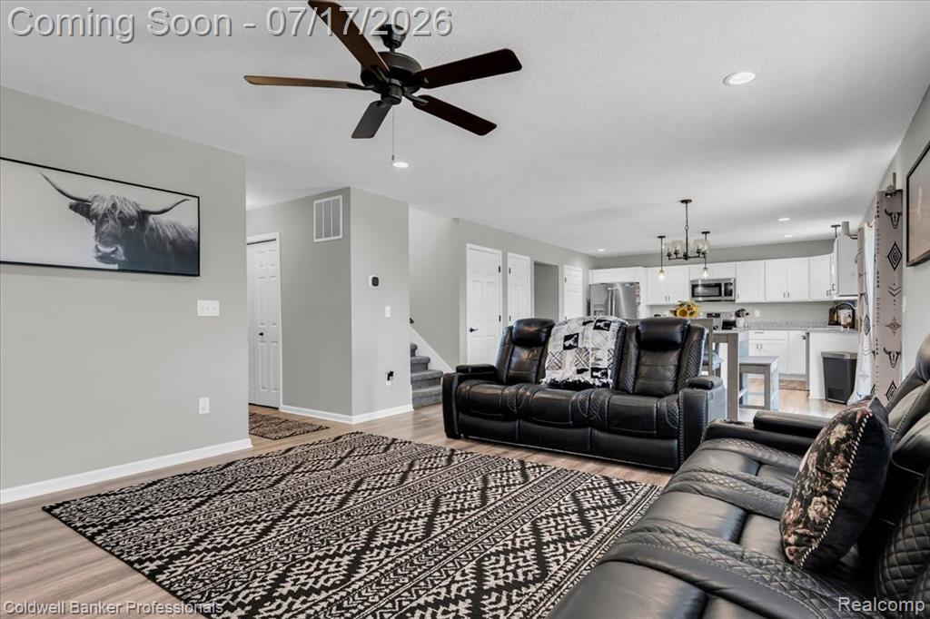 417 Constitution Avenue, Brooklyn, MI 49230 — Photo 8
