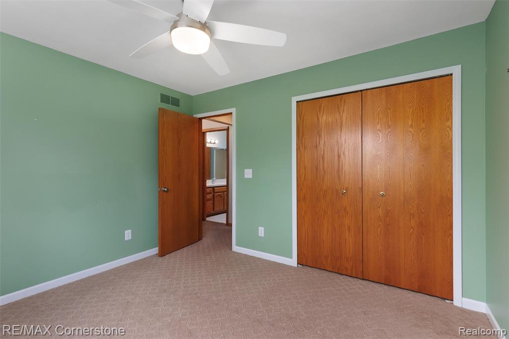 501 Alexander Drive, Commerce Twp, MI 48390 — Photo 28