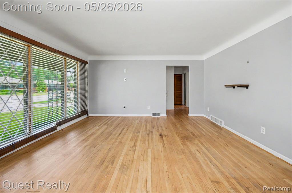 28326 Los Olas Drive, Warren, MI 48093 — Photo 7