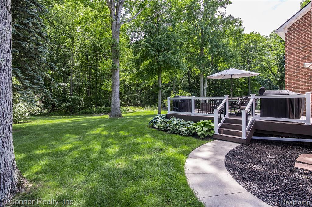 3239 Turnberry, Port Huron, MI 48060 — Photo 33