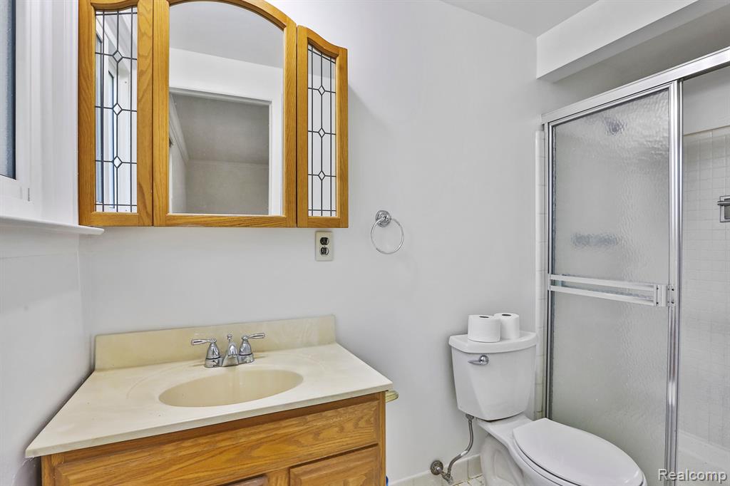 4251 WASHINGTON CRESCENT Drive, Troy, MI 48085 — Photo 21